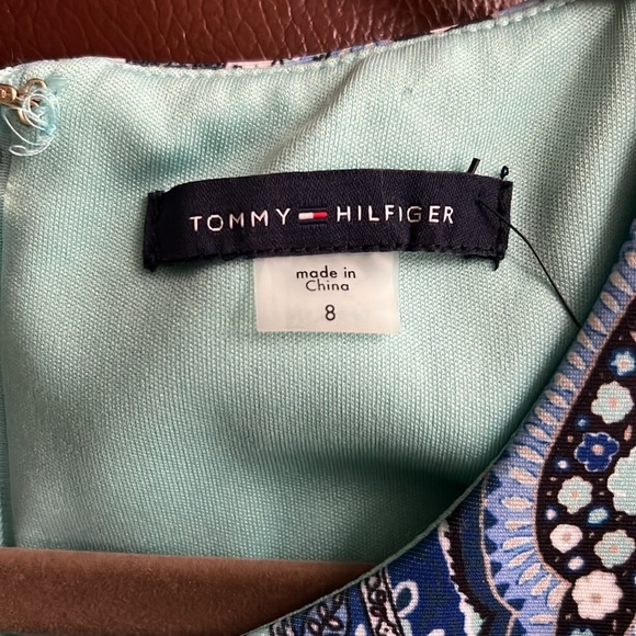 NEW Tommy Hilfiger women’s paisley bodycon dress - size 8 - Picture 4 of 5